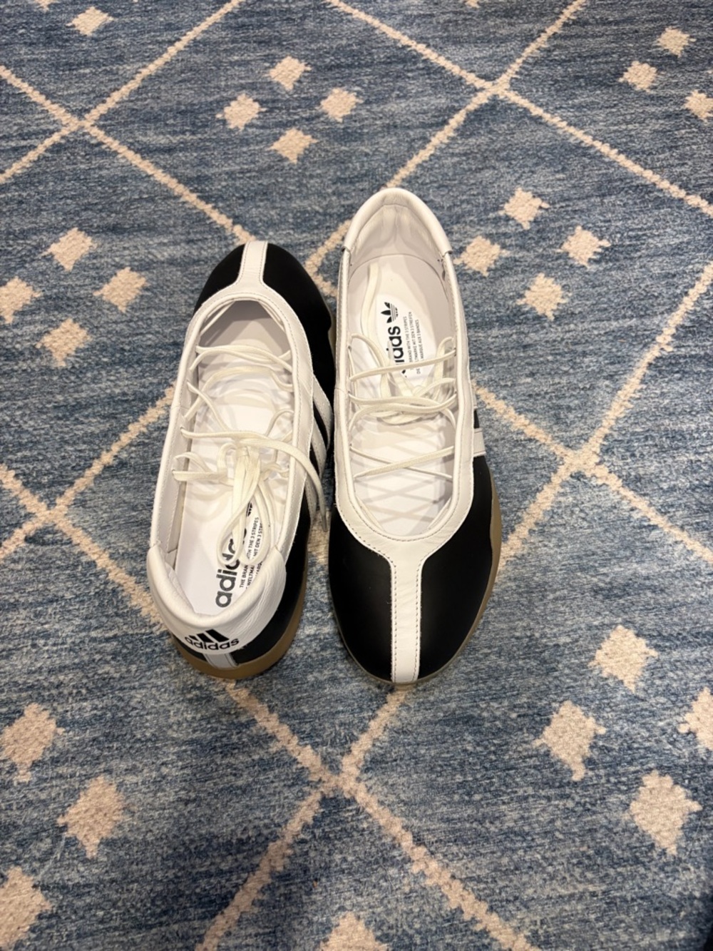 Adidas taekwondo ballet flat Black & White Leather Sneakers